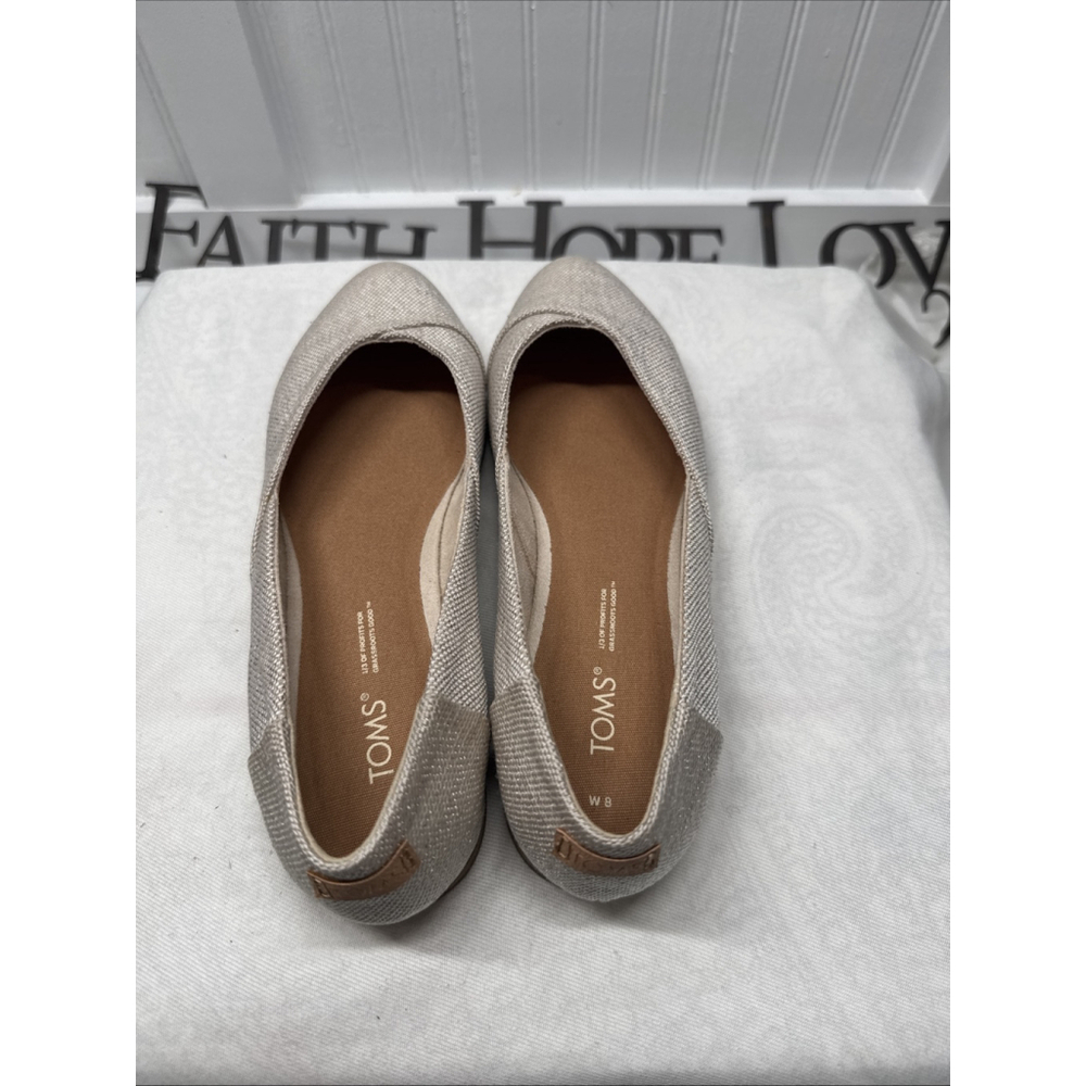 Toms Loafer Women's Flat Beige SlipOns 8W Work Church Everyday Office New No Box - Picture 10 of 16